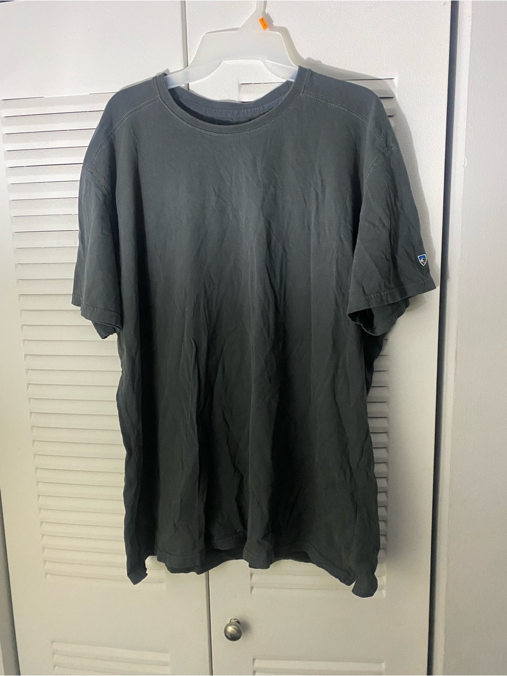 Kuhl Short-Sleeve Crewneck T-Shirt in Charcoal